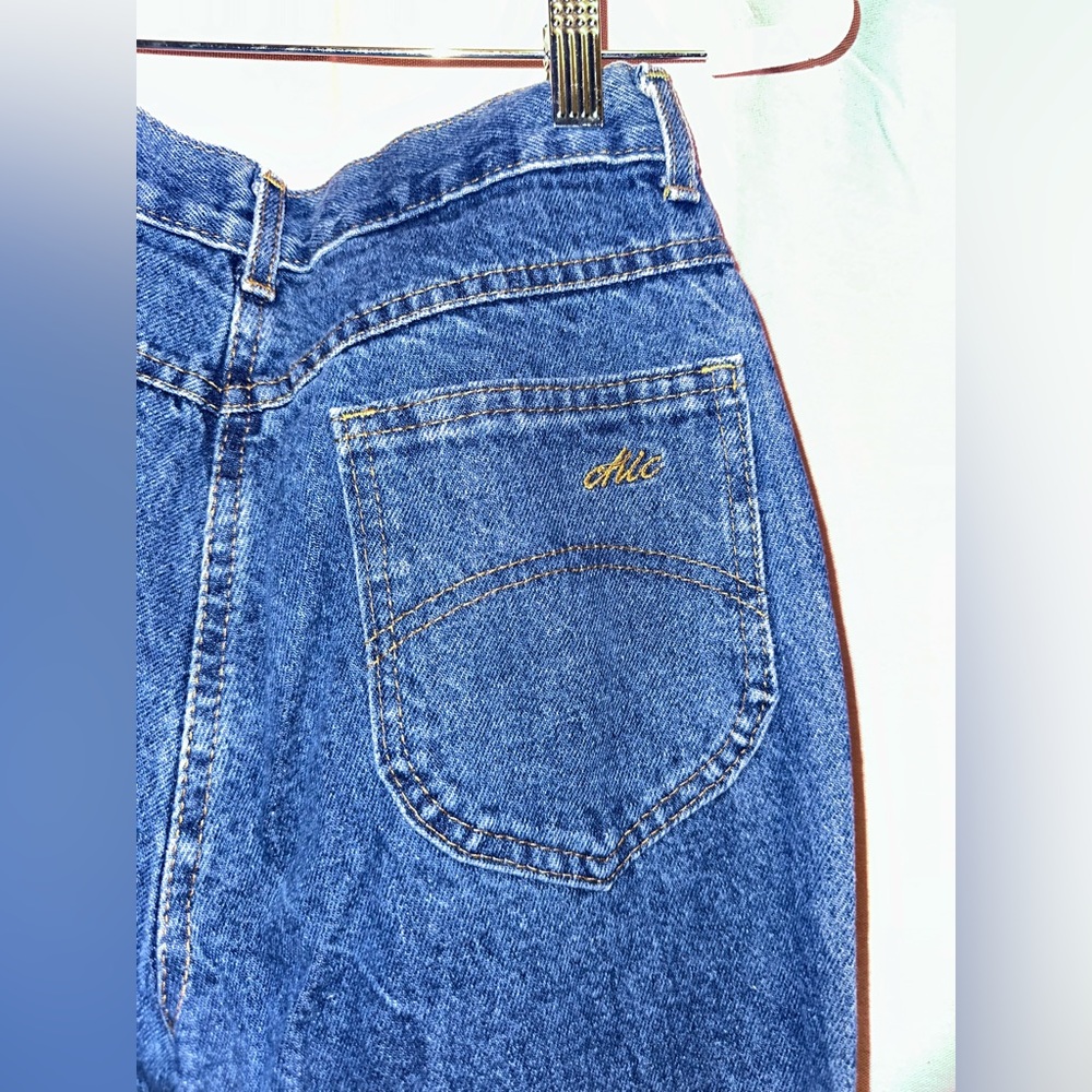 Vintage chic petite jeans